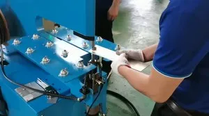 Remachadora autoperforante (Remachado de señalización)