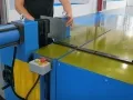 Banco para clinchado (clinchado de refuerzo del amortiguador de HVAC)